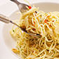 Spagetti aglio e olio (Fokhagyma-olívaolaj-chili)
